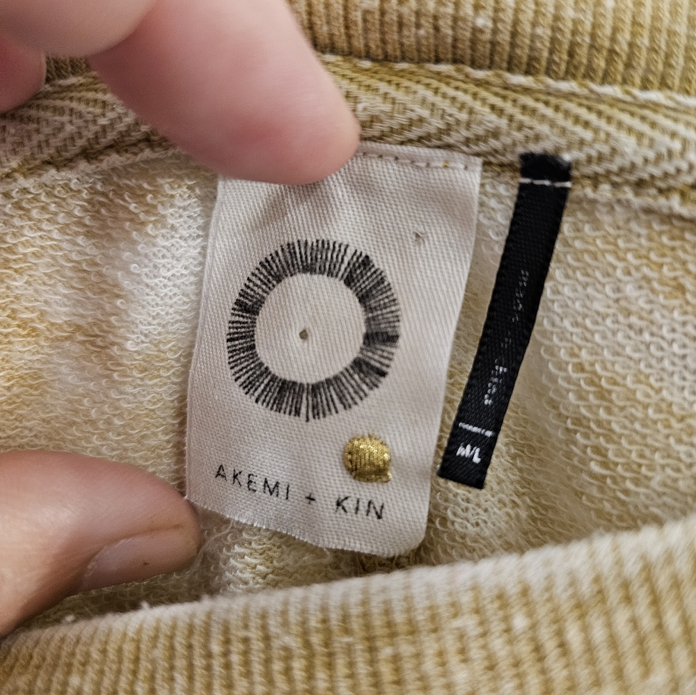 Akemi & Kin M/L Yellow Medium Long Sleeve Oversized Top - Picture 3 of 5